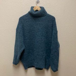 Zara Turtleneck Sweater Large